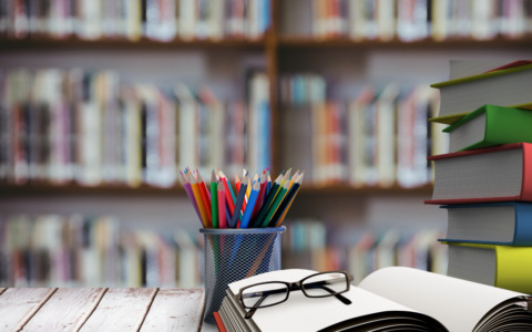 Contributi per i libri scolastici: requisiti e scadenze